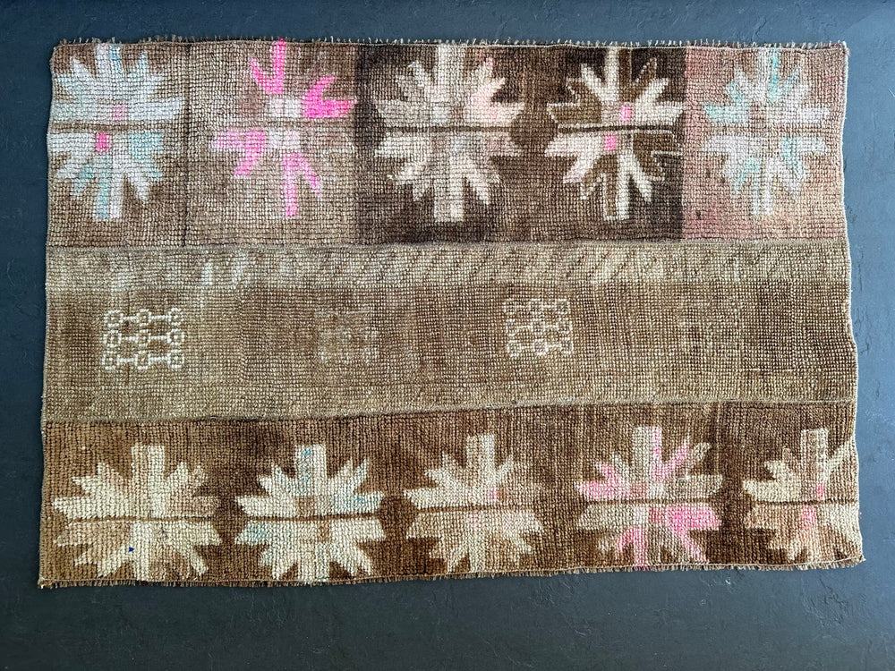 Mini vintage Turkish rug