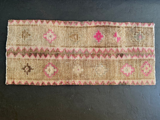 Mini vintage Turkish rug