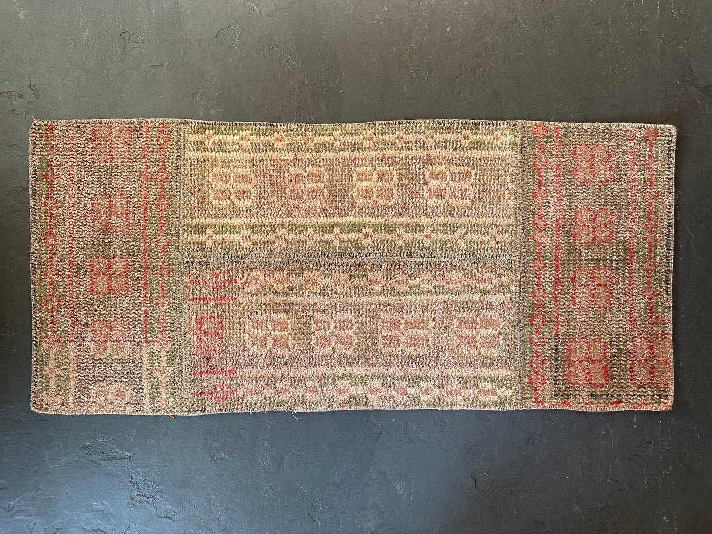 Mini vintage Turkish rug